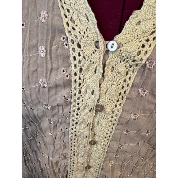 Allison Taylor Eyelet Champaign beige Blouse, with crochet Size 2X - Picture 3 of 14